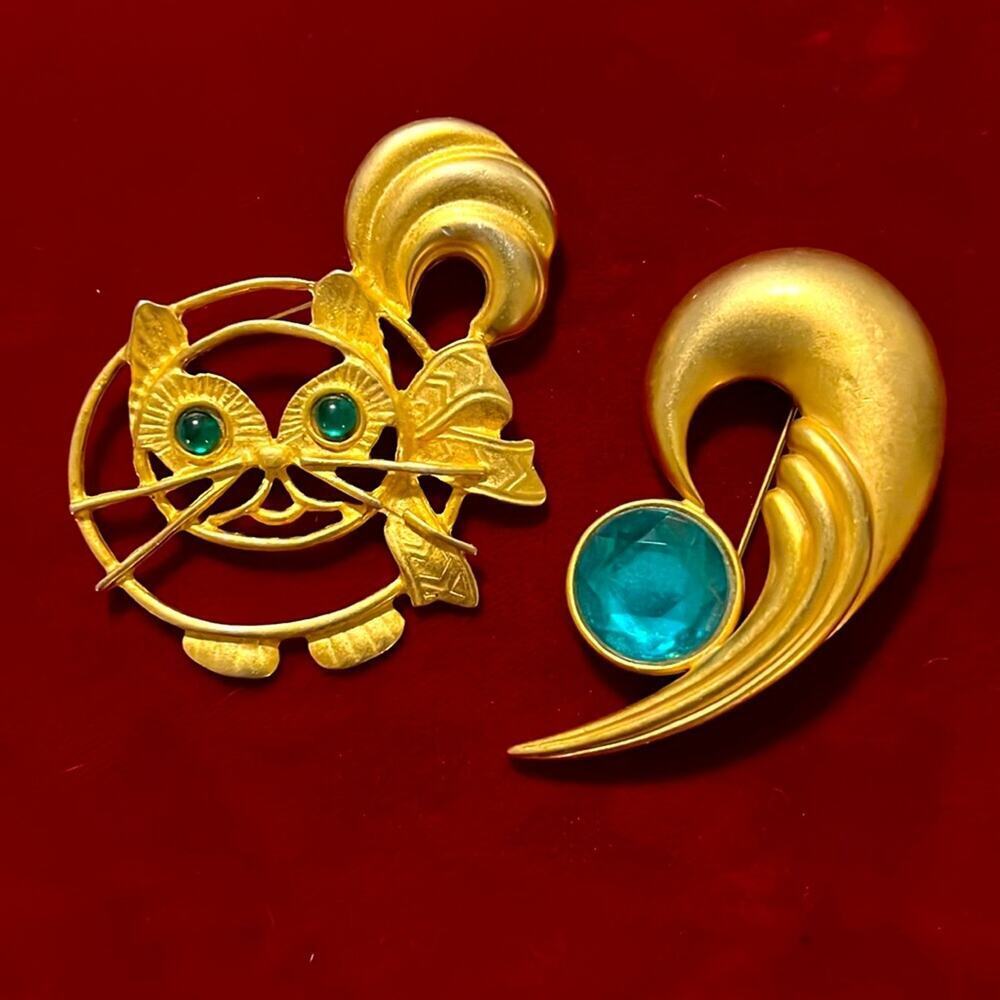 Two Lovely Gold Crystal Brooches